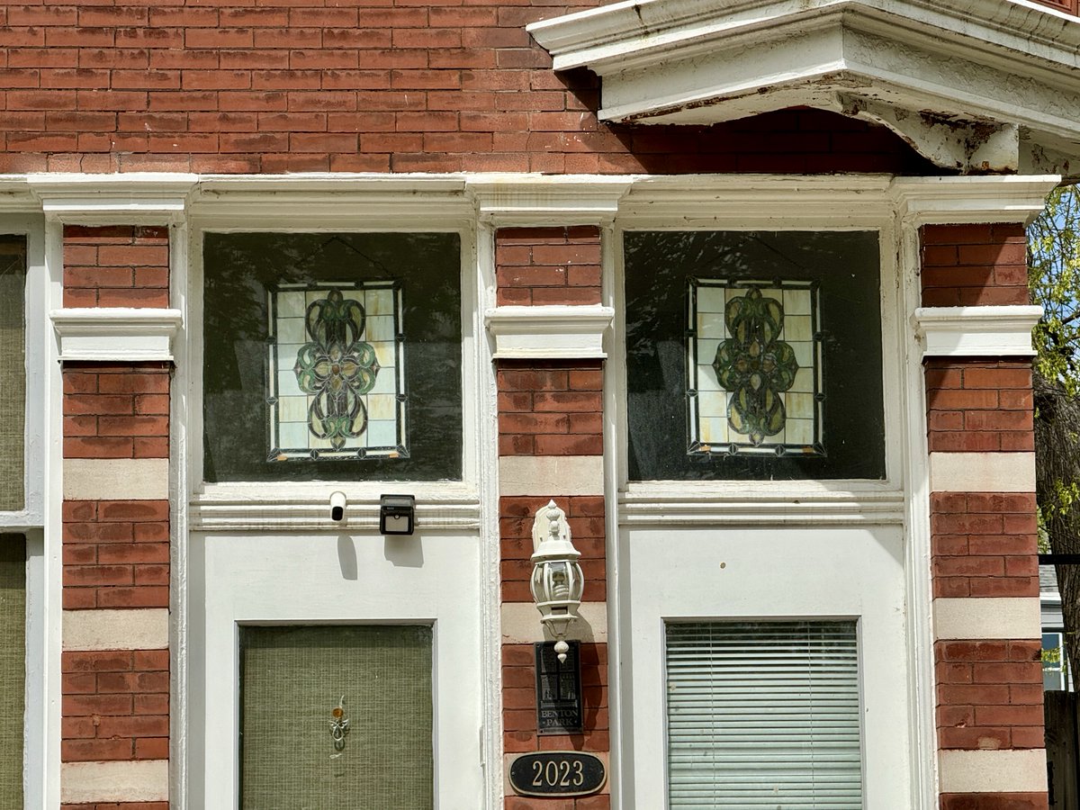 A stunning Victorian house on Arsenal in Benton Park, St Louis, built in 1889. This is my favorite house in the neighborhood, and one of my favorites in St Louis