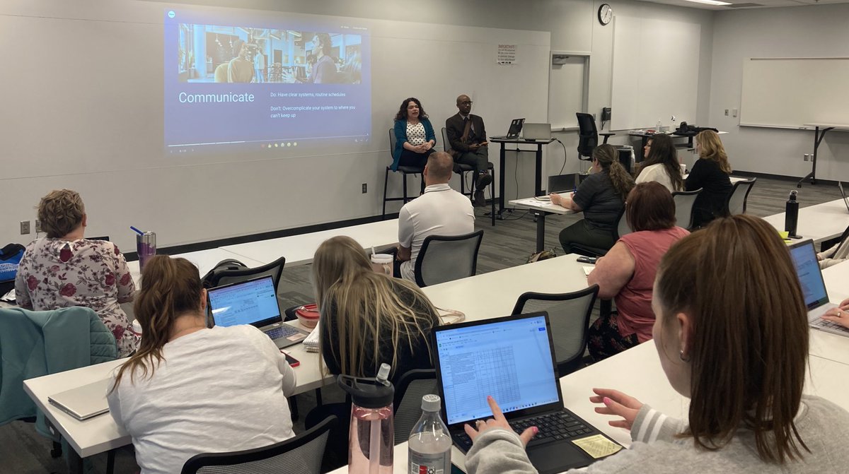7:00 CPPP 20 and CPPP 21 PD session. Thanks to Emily Cross from Fort Osage, Stephanie Bradley from Grandview &amp; Karen Snider from Center and Sarah Jones &amp; Montel Evans from Independence. #ucmoedlead #UCMTeachRed