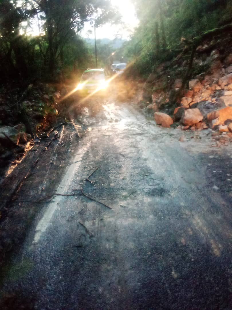 Good evening, We would like to inform the public that due to heavy rains that caused landslide at Kitabi, the road Nyungwe- Nyamasheke is impassable. You are advised to use the road Kigali-Muhanga-Karongi- Nyamasheke. Police officers are on the road to direct you. Thank you