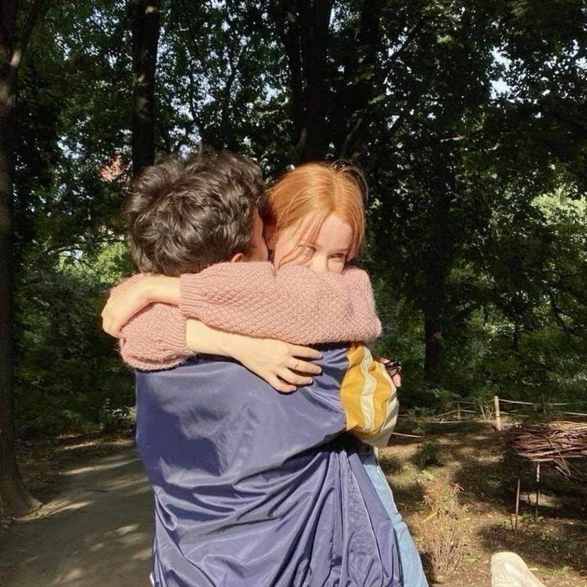 asteroyide's tweet photo. #𝐅rιᥱᥒds𝐃𝐀𝐘 https://t.co/C848RlLwug