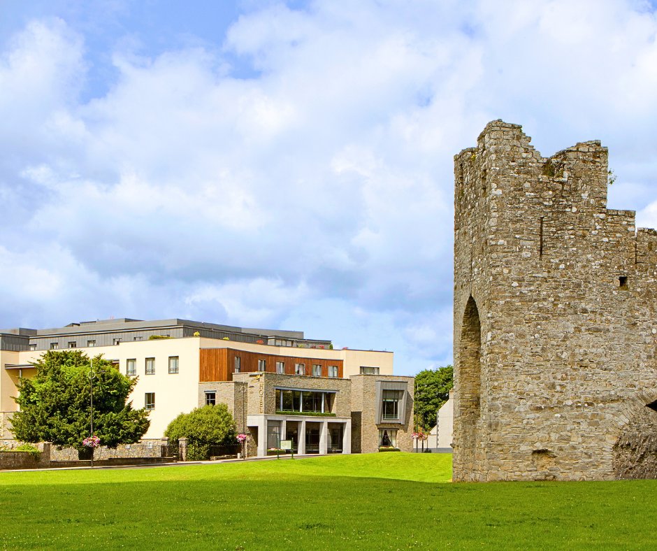 We are located in the heart of Trim Town, just 40 minutes from Dublin. Our flexible meeting spaces boast natural light and captivating views of Trim Castle. Enquire today and let's start planning your unforgettable event! 👉bit.ly/49yv8gX #Meetinmeath #Trimcastlehotel