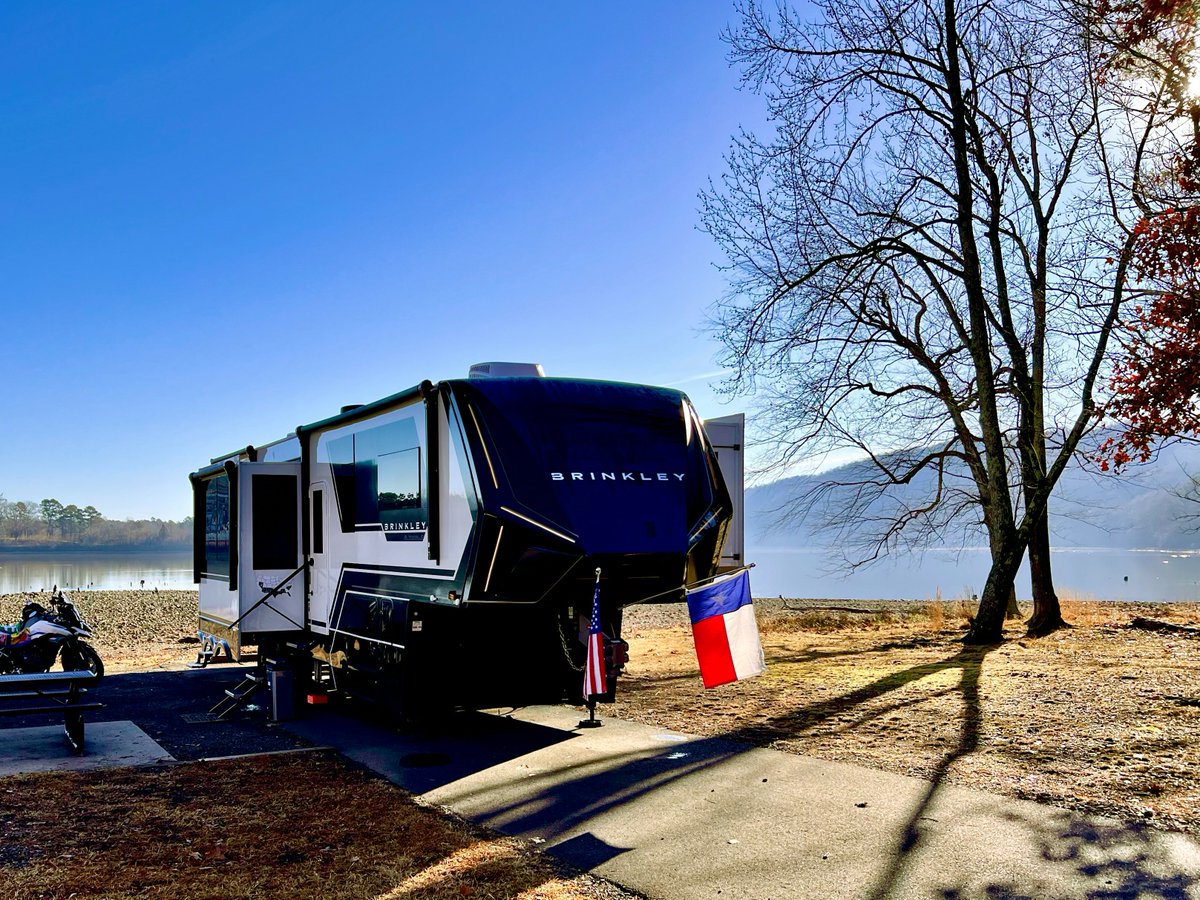 BrinkleyRv's tweet photo. Spring is a great time to camp! You get to watch the woods come alive as the leaves pop & enjoy comfortable temps, sunshine, & fewer bugs. ๐ ๐ฑโ๏ธ
Where is your favorite spring camping spot?
๐ธ Ross Dobelbower
#BrinkleyRV #ModelG #Camping #CamperLife #ToyHauler https://t.co/jwjdr4xAdy