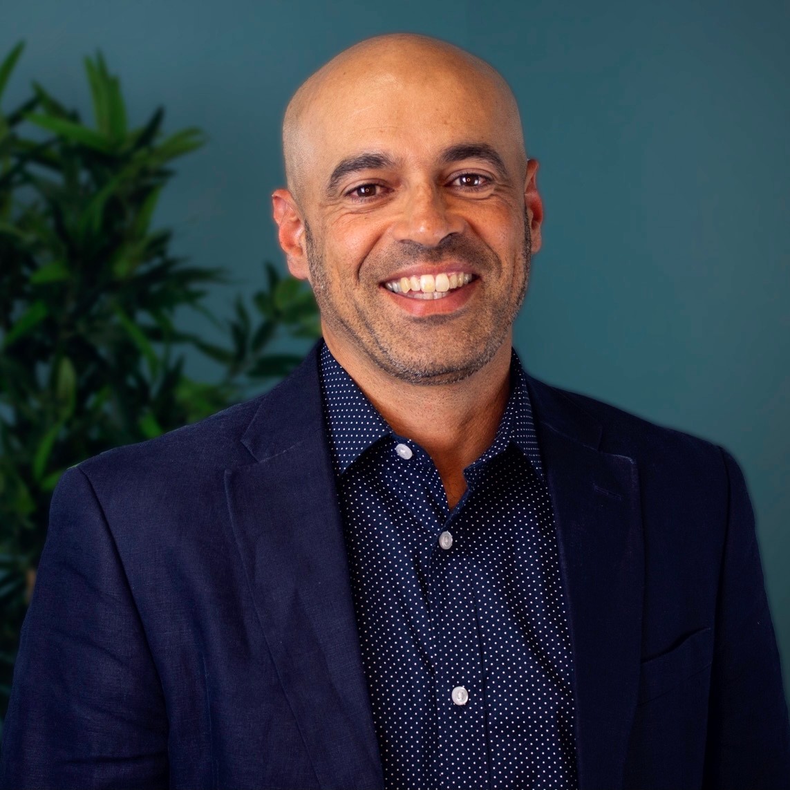 Tarek Kamil is a seasoned entrepreneur with a remarkable history in the tech industry. He's currently revolutionizing employee engagement at @Cerkl. As an involved & inspiring member of our StartupCincy ecosystem, we’re excited to share his story with you: bit.ly/3PWYheS