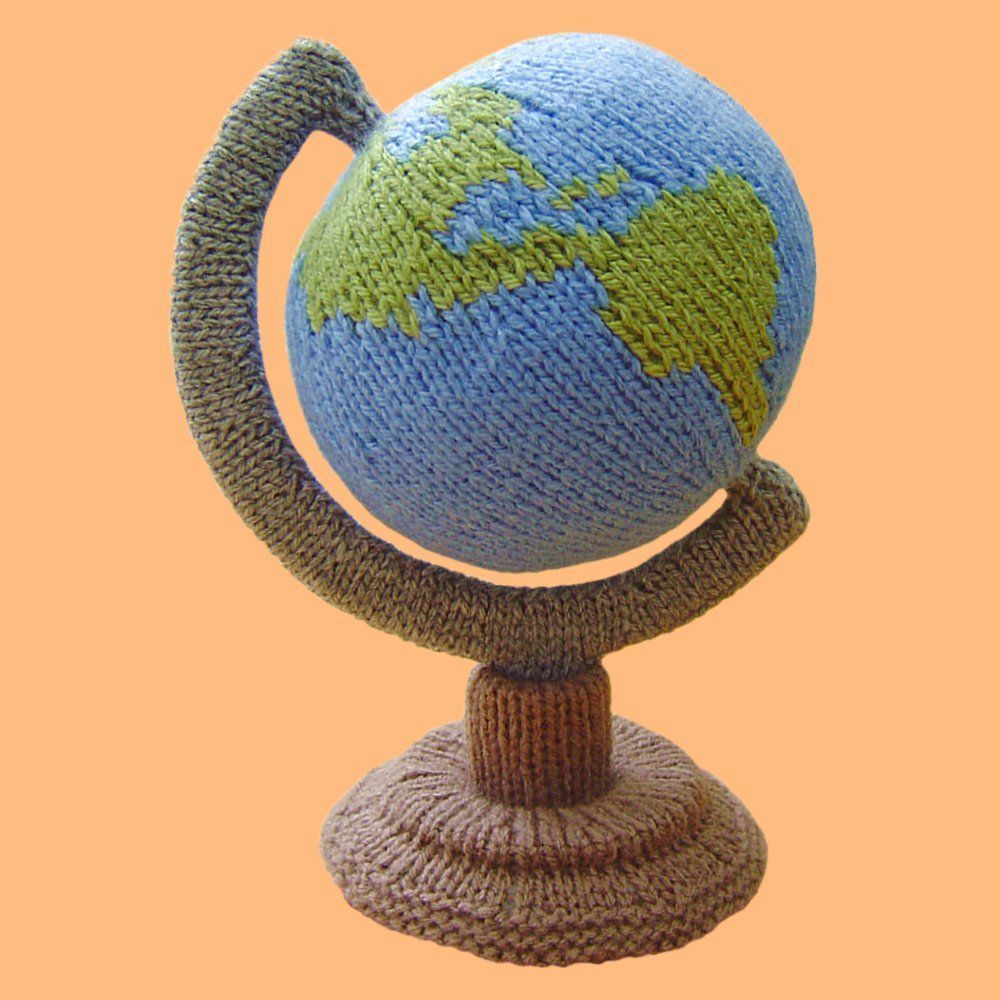 Knit a Mini-Globe With a Free Pattern From Clare Scope-Farrell: 👉 buff.ly/3dUXkzC #knitting #freepattern 🌏