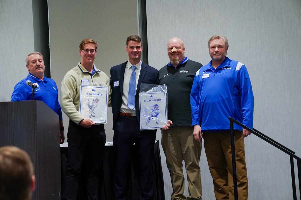 Sam Brennan and Luke Robinson were co-recipients of the Jim Bowman Award as the team’s top scholar-athletes🎓