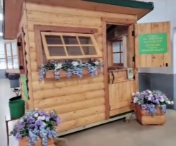 MVLogHomes's tweet photo. @MVLogHomes Recent donation of 2x8 log siding &amp; planter boxes to #TomahNASA was a hit at their raffle banquet. They built this She Shed that wowed attendees! https://t.co/4wiBh3vDv2 an organization dedicated to arranging accessible outdoor activities for the disabled and elderly. https://t.co/oqrsqqrSbr