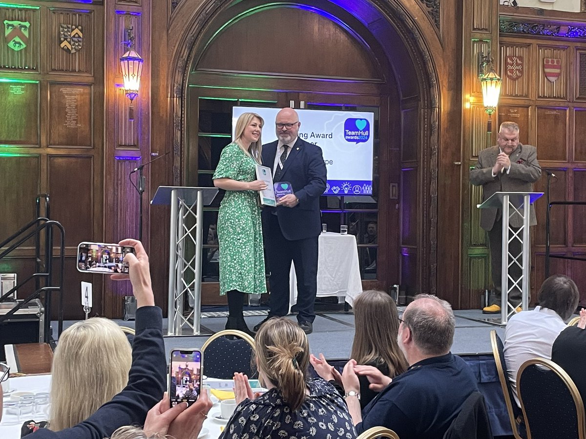 Pauline Turner tweet media