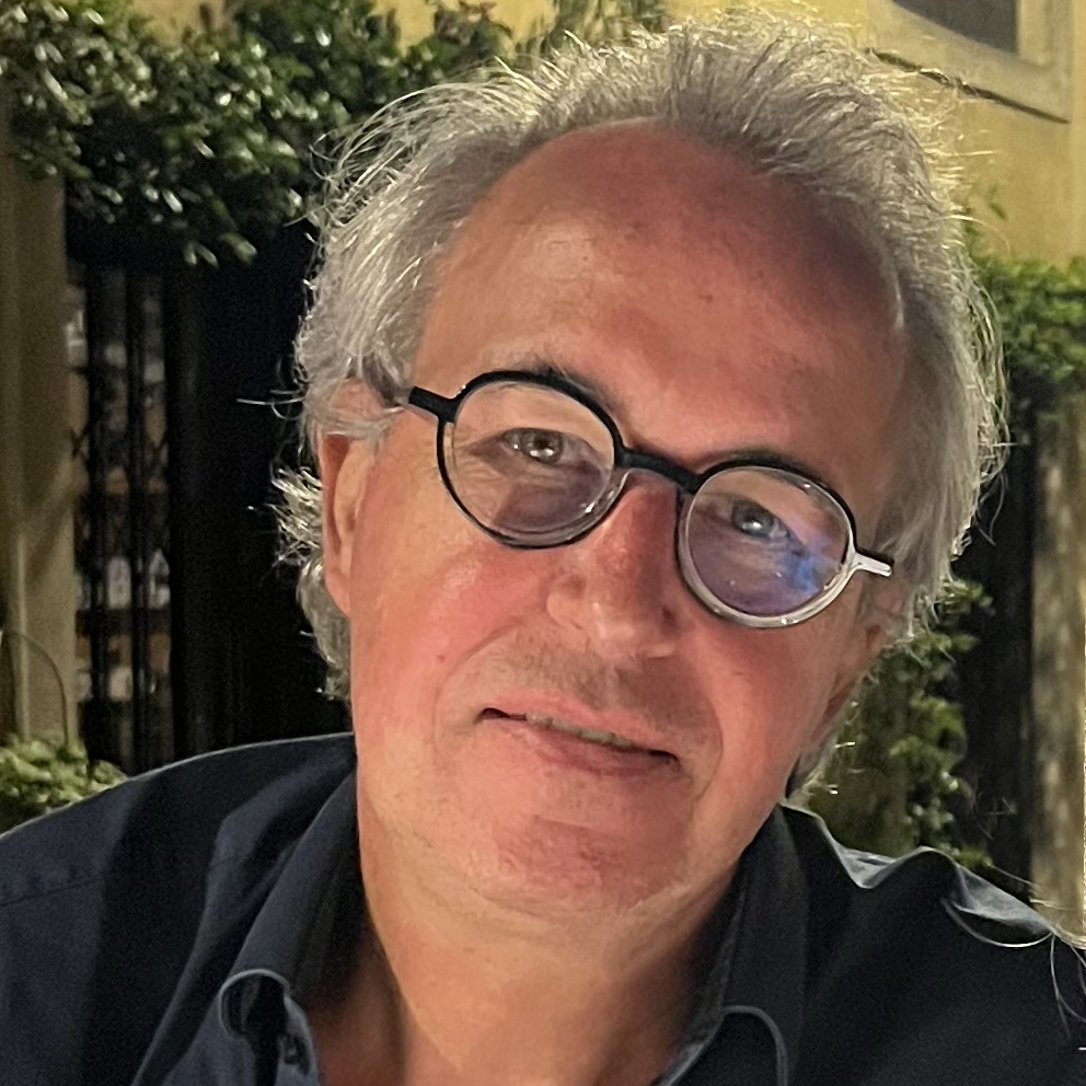 penguinllibres's tweet photo. «L’Ateneu Barcelonès és avui, com mai abans potser, sinònim de tertúlies, d’escriptors i d’escriptures. I també és i ha estat l’altaveu d’una societat catalana que ha evolucionat i s’ha construït sovint a batzegades».

 UN PALAU DE BARCELONA, Mateu Barba
https://t.co/WLCp4nxcw8 https://t.co/ts8SvbhNXl