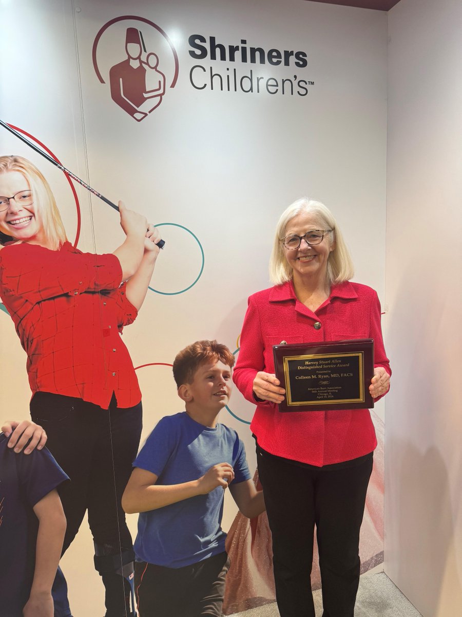 ShrinersBoston's tweet image. Congratulations to Shriners Children’s Boston’s Colleen Ryan, M.D. She was presented with the 2024 Harvey Stuart Allen Distinguished Service Award at @Ameriburn's annual conference. The award goes to a North American scientist for their contributions in the burn care field.