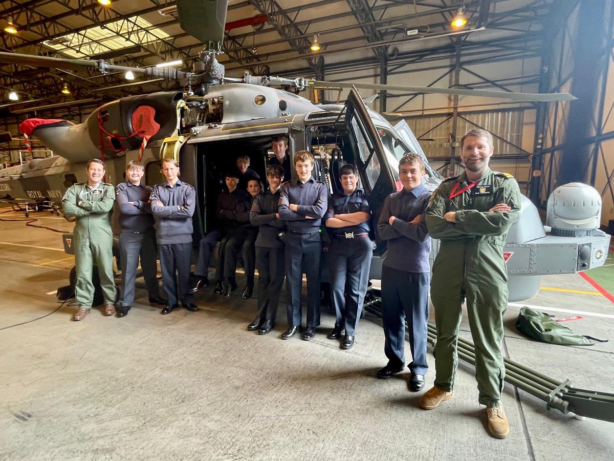 We were proud to host cadets from 41F (Taunton & District), 1024 (Isle of Wight) sqns, Air Training Corps and HMS SULTAN RN VCC. An excellent opportunity for the cadets to find out what 815 NAS do and what a career in the Fleet Air Arm entails!