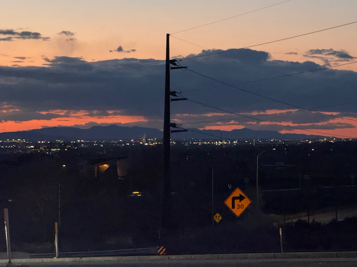 Yesterday was neat because @sytaylor came to visit Utah and meet up with a bunch of us Utah fintech folks. We all knew Simon was bright, but he's also really nice. What a combo! I somehow failed to get a picture from the event, so here's a photo of the sunset.