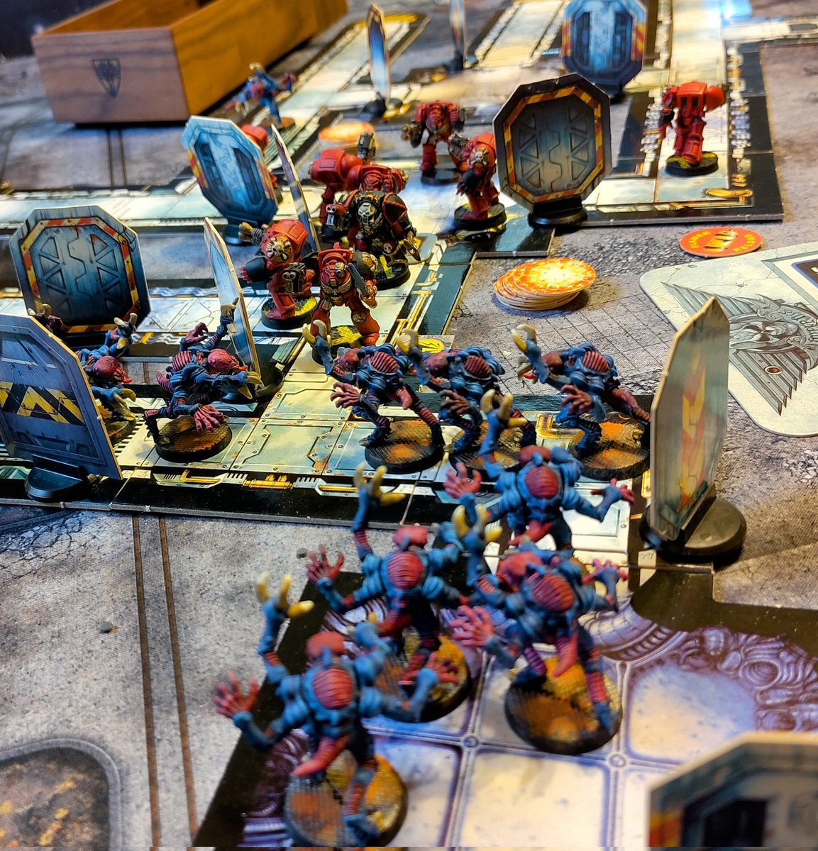 Had the chance to play with my painted Space Hulk minis last weekend and it did not disappoint. Genestealers successfully defended the craft from the Blood Angels. #oldhammer #40k
