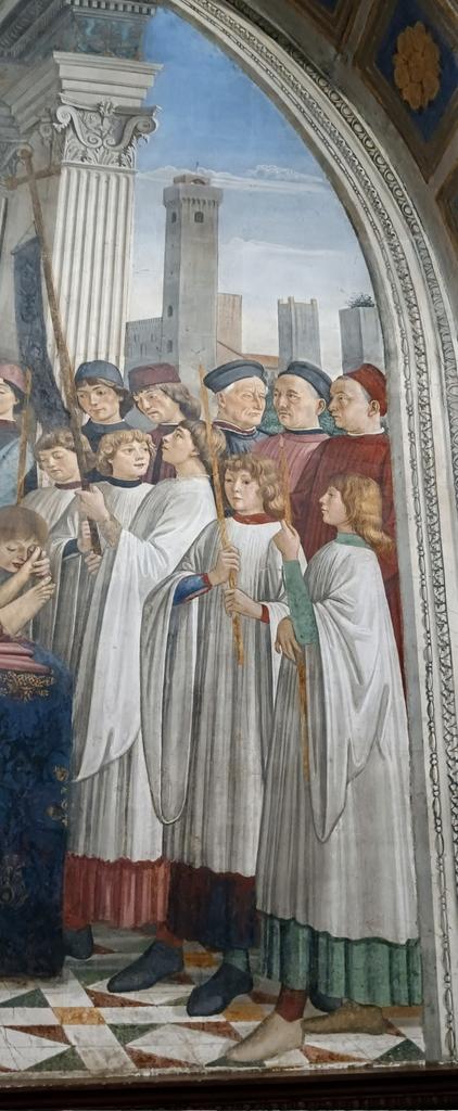 Při pohřbu sv. Finy rozhoupali andělé zvony na kampanilách San Gimignana a Domenico Ghirlandaio to poctivě namaloval. Už v jeho době platily rodinné věže za symbol tohoto úžasného malého velkého města.