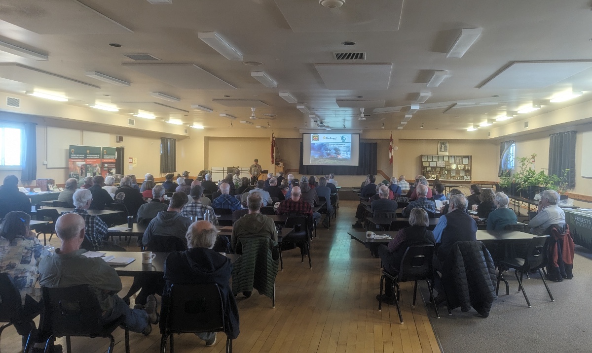 Our Restoration Programs Manager, Nick Courtney, attended the Grey Bruce Woodlands Association’s AGM on Saturday alongside 90+ members and some of our planting partners including @saugeenca & @GreySauble. There were informative presentations about woodlot management & much more.