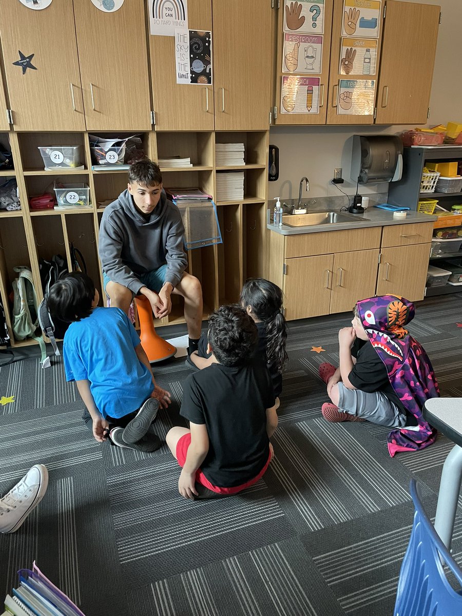 Alondra Rios tweet media