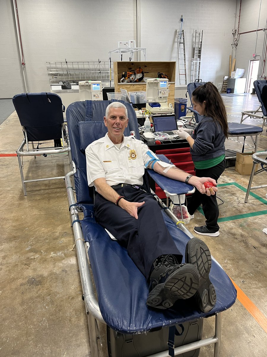 LoudounFire's tweet photo. Great turnout today during our @InovaHealth Blood Drive! 🩸 Thank you to everyone who came out & donated! Your contributions will make a huge difference! @Chief600KJ
#GiveLocalSaveLocal https://t.co/ruhAFzrUJT