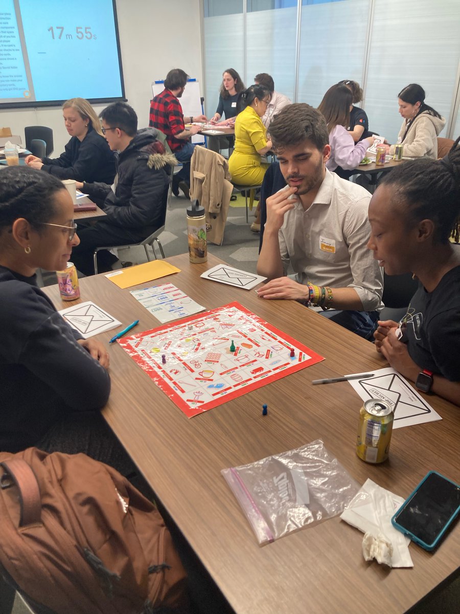 I facilitated a lovely Science #GameJam at @MathforAmerica last night with my @Q2L_NYC colleague Theresa Stanley. We played a game by the former @instituteofplay called 'Metric Mystery' and a #Codenames adaptation by yours truly. #gamebasedlearning #MfAProud #gbl #games