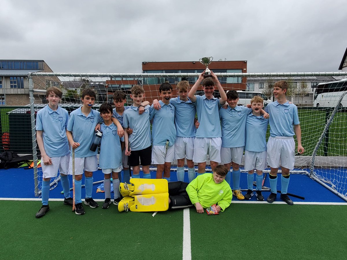 Congratulations to the first year boys' hockey team on winning the Sandford Park School Centenary Cup this afternoon. 🏑🏆🎉🥳