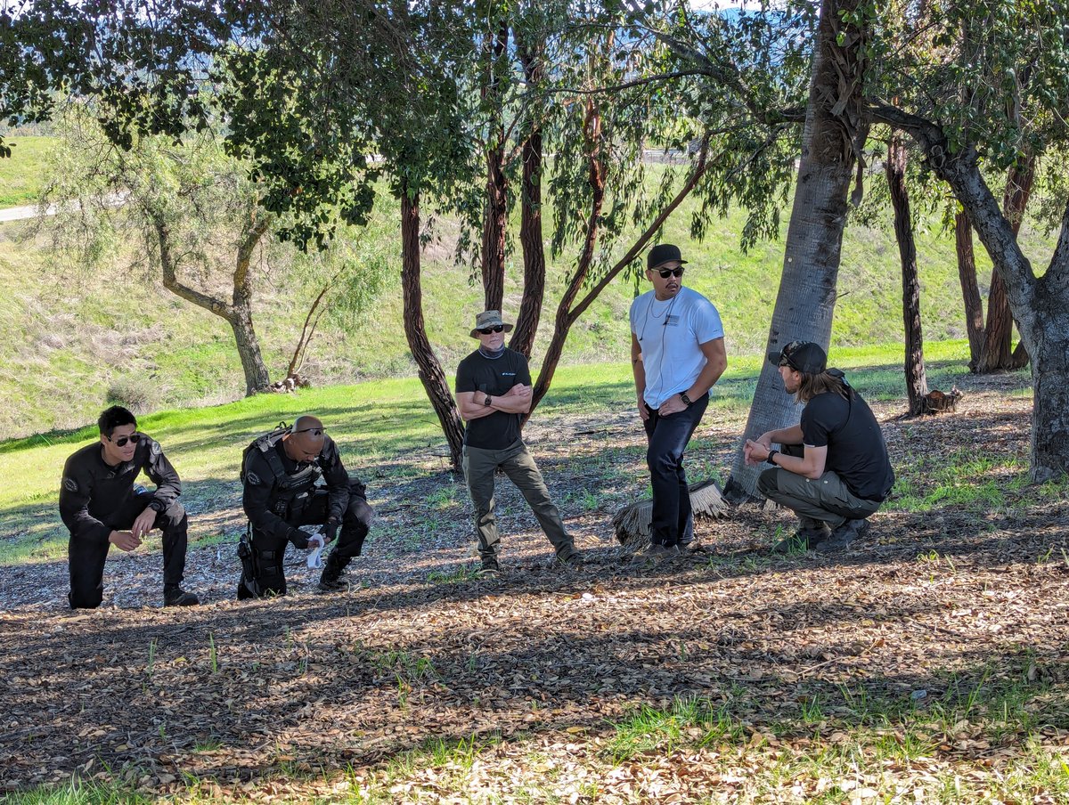 A peek behind-the-scenes with director @larryteng and tech advisor @odiegallop. #SWAT