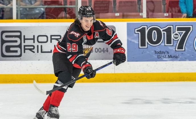 We've signed forward Ethan Burroughs from @AttackOHL! He's expected to make his pro debut tonight @XtreamArena
