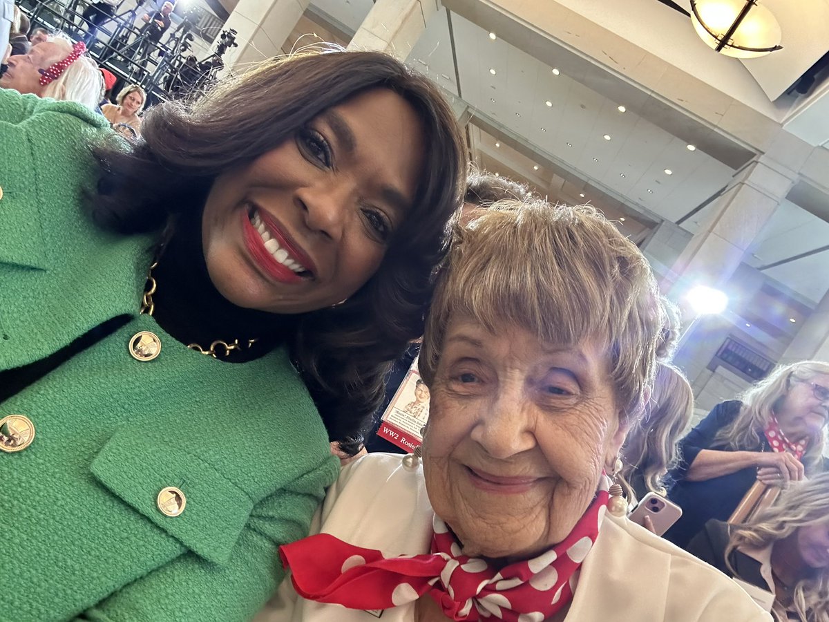 I’m in Washington where Congress is awarding the Congressional Gold Medal to Rosie the Riveters to honor the contributions of women during WWII. Among them is 99 year-old Dorothy Brown from Selma who aided the war effort at a defense plant in Buffalo, NY. Congrats Ms. Brown!! 👏🏾