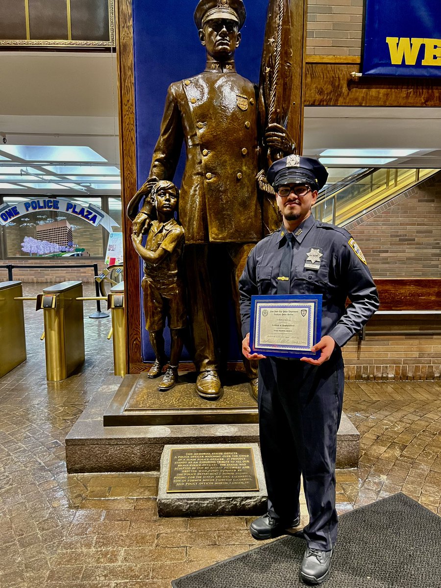 Cheers to APO Kumar, now an NYPD Auxiliary Officer at Midtown North Precinct! 🎓👮‍♂️ Ready to make a difference. Embrace the role! Join us by volunteering with @nypdauxiliary and help shape a safer and stronger community!