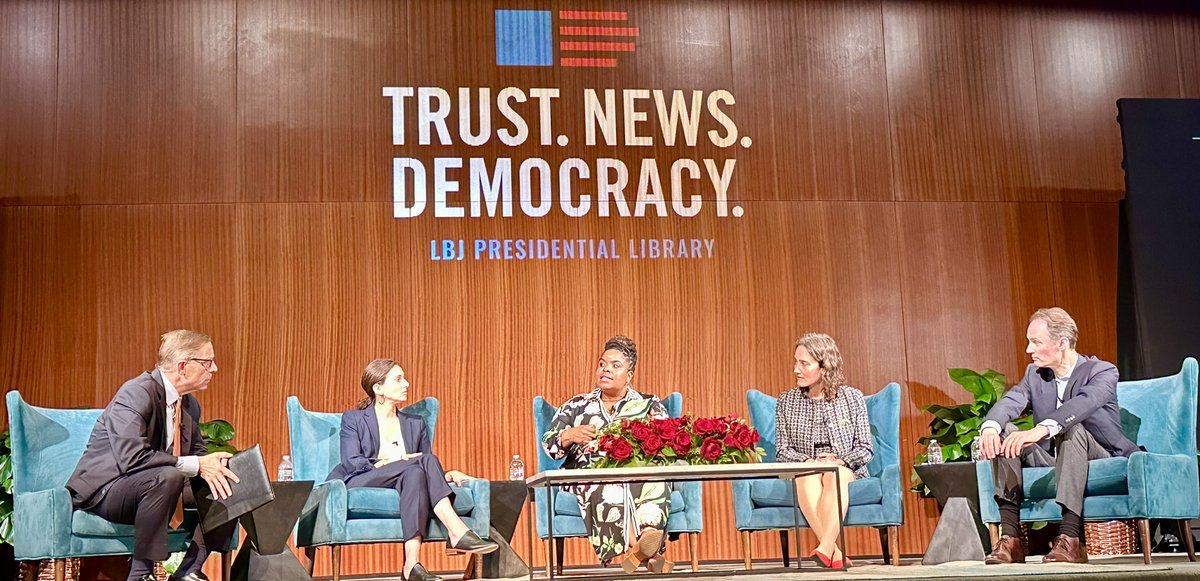 Congratulations to LBJ Prof. Evan Smith for moderating a terrific panel with @lollybowean, @SarabethBerman, Elizabeth Shapiro, and John Palfrey on The Future of Local News at the LBJ Presidential Library Thank you @LBJFoundation @TheLBJSchool
