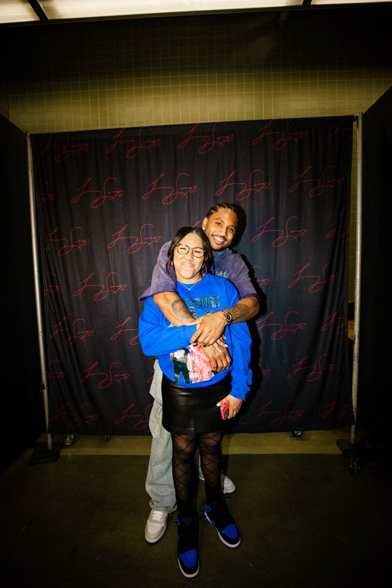 iyonna_robbins's tweet photo. @MonaeYana @_kaylaa3x Literally the best night of my life 🥹❤️ Trey really gives the best hugs ever 🥰🤗🥰 Haven’t stopped bragging about it either 😝❤️‍🔥😝 https://t.co/FGXZkeyhE1