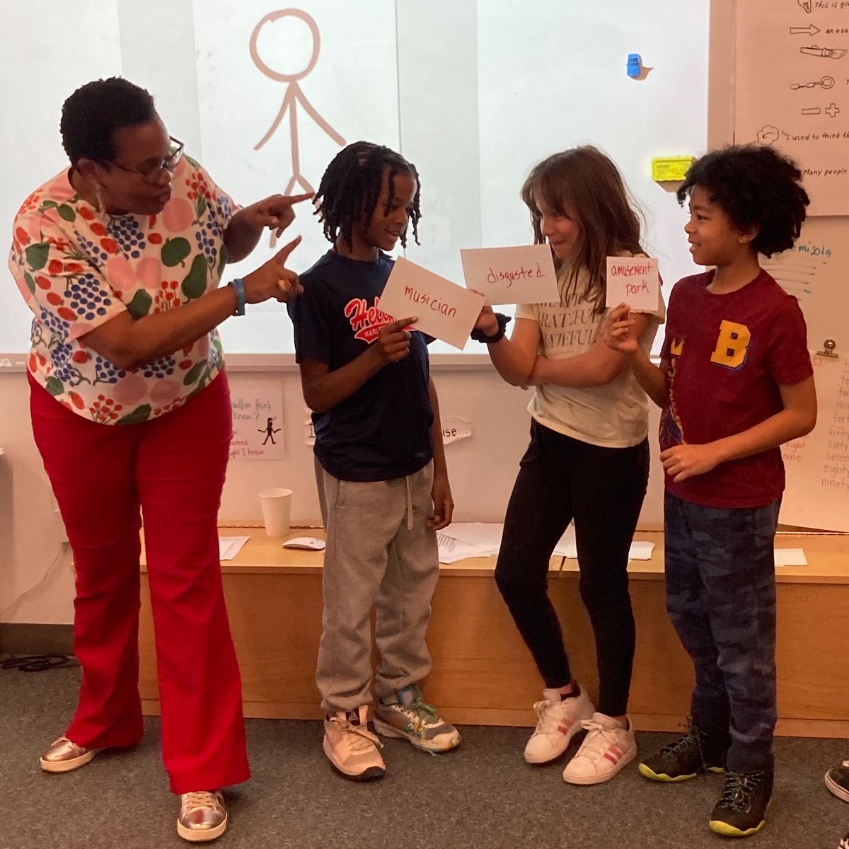 Such a wonderful presentation and classroom activity today on character development by our 2024 Dorothy Carter, Writer-in-Residence, Olugbemisola Rhuday Perkovich author of OPERATION SISTERHOOD. The children were enthralled! @sfc_bankstreet @bankstreetedu @RHCBEducators