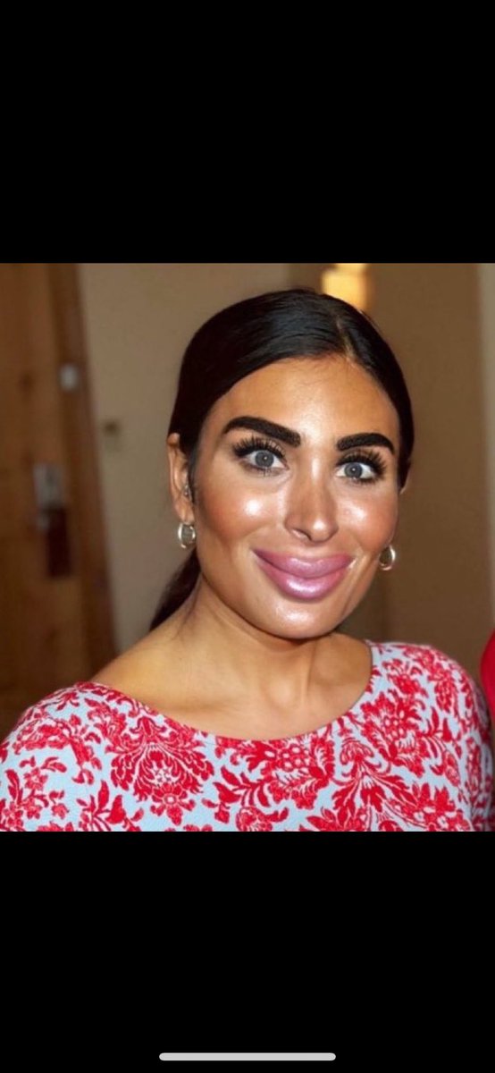 eloniaaaaa's tweet photo. @LauraLoomer https://t.co/350mJ9TrLk