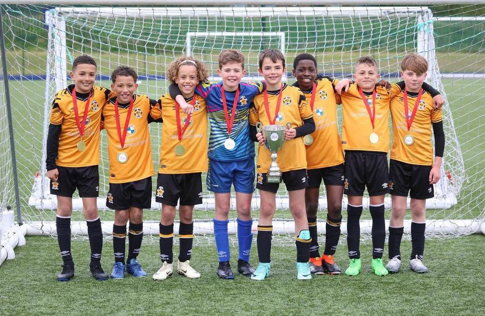 Congratulations to the U11’s for winning the Academy Cup hosted by @SFTLuton today! 🏆 #CamUTD @CambridgeBMW