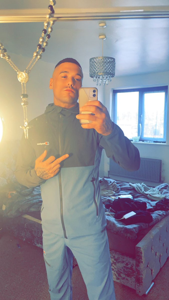 fitchavdad's tweet photo. #chavlad #gayuk #gayscally #fitgaylad #gaychav #tracksuit https://t.co/k1h0SvmVCb