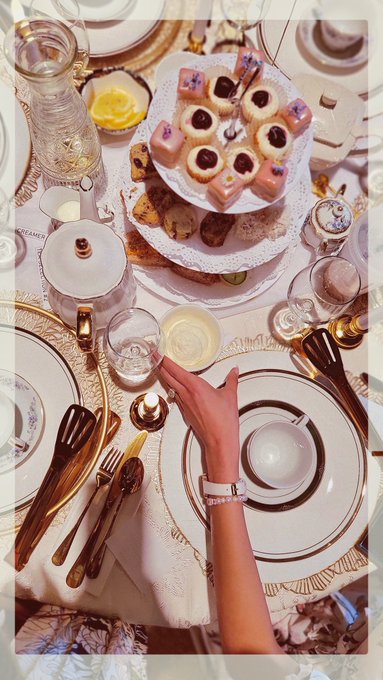 💐🫖💗 https://t.co/nSmcuNS89G