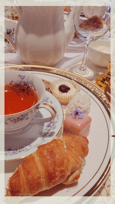 💐🫖💗 https://t.co/nSmcuNS89G