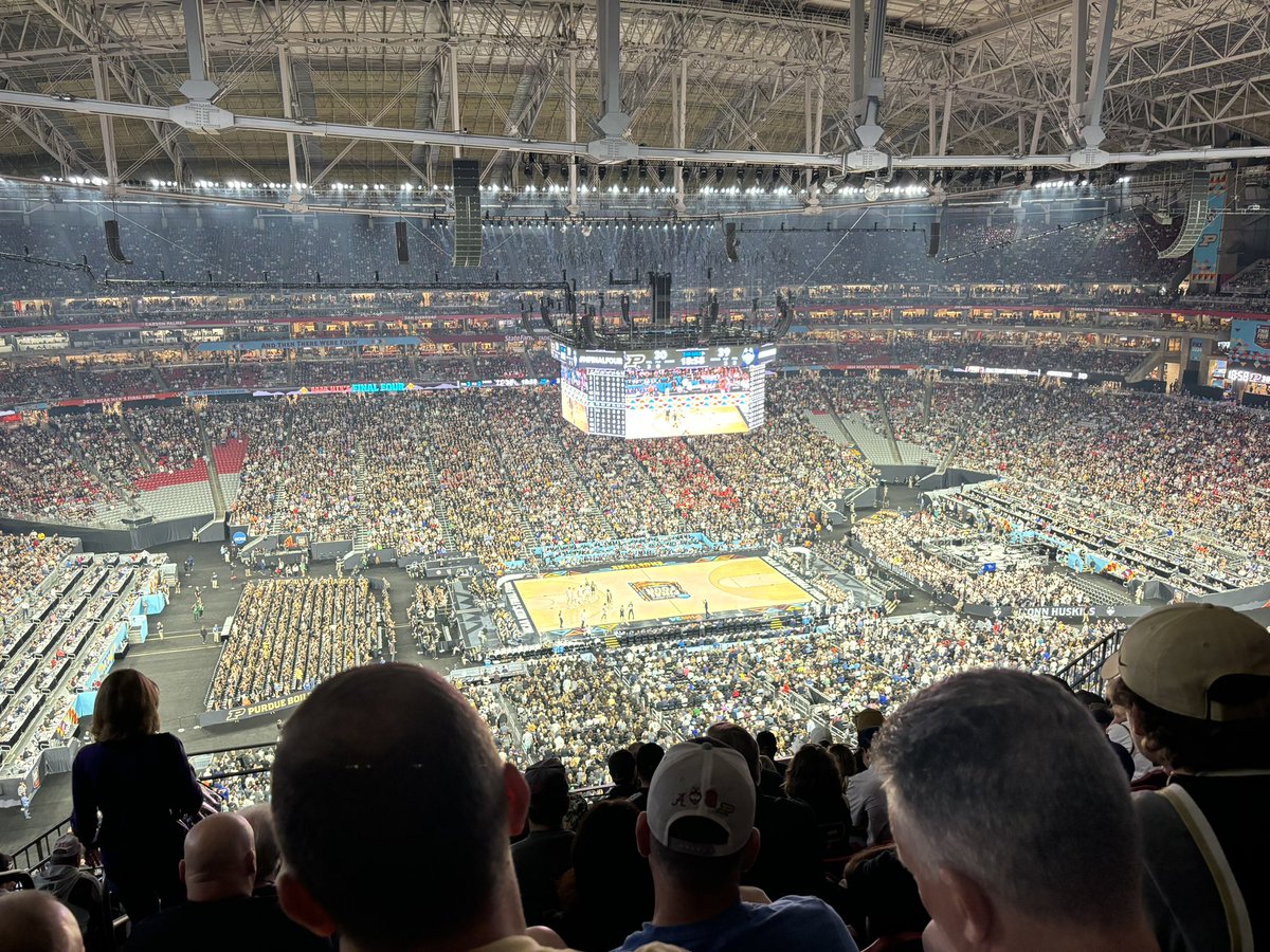 Had so much fun at the Final Four! Got to see so many State fans enjoying the moment! Too bad I missed <a href="/giglio_OG/">Joe Giglio</a> and the signs 😂