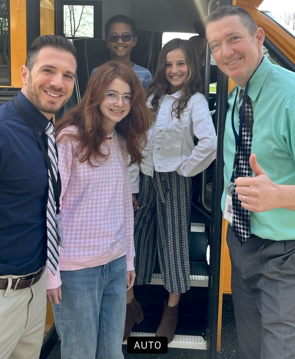 HowellTwpRamtwn's tweet image. Exciting to have our 3 amazing Rams head off to the Board Office today to serve with our Senior Administration Team and our Board of Education!  A special thank you to everyone who made this possible 🏆 #HTPSTalentTeams #HTPSLearnerSuccess #HTPSCommunityEngagement #GoRams