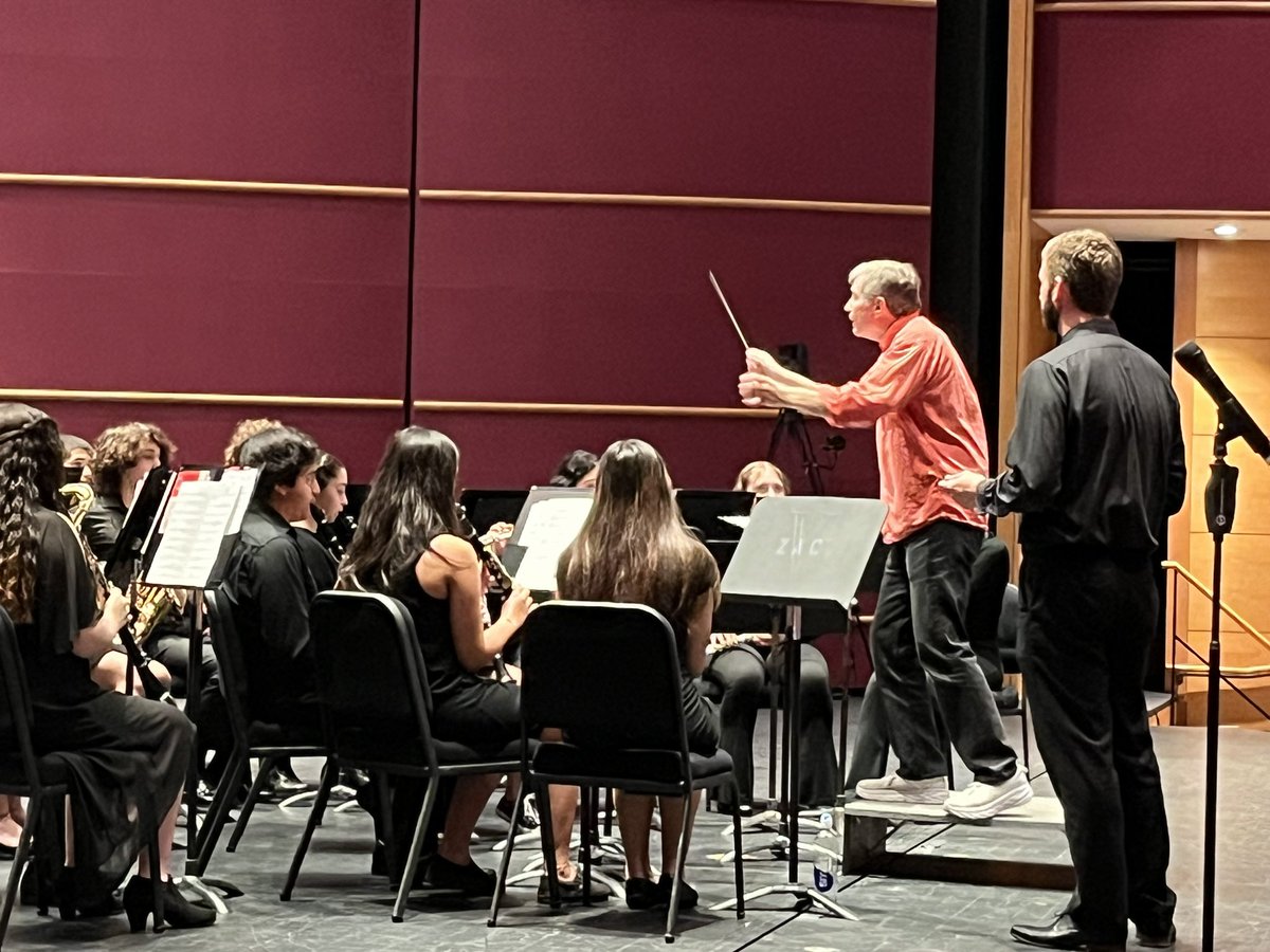 Lebanon High School Symphonic Band had an excellent clinic at Lehigh University, workshopping composer Frank Ticheli’s music with him! Lots of great learning and music making!
Go Cedars!
