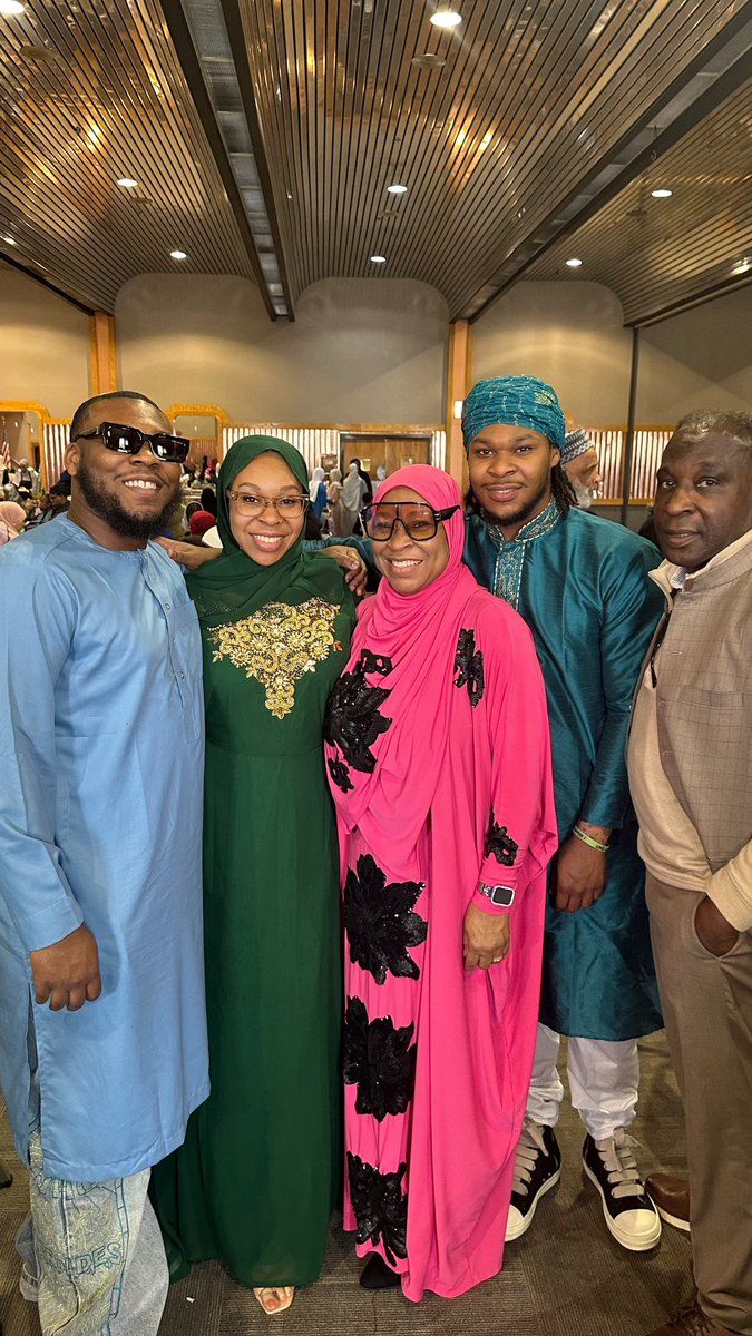 _YoungRenzel's tweet photo. Eid Mubarak, may Allah accept all of our fasts and duas 🤲🏾 https://t.co/3rPxwtxM6I