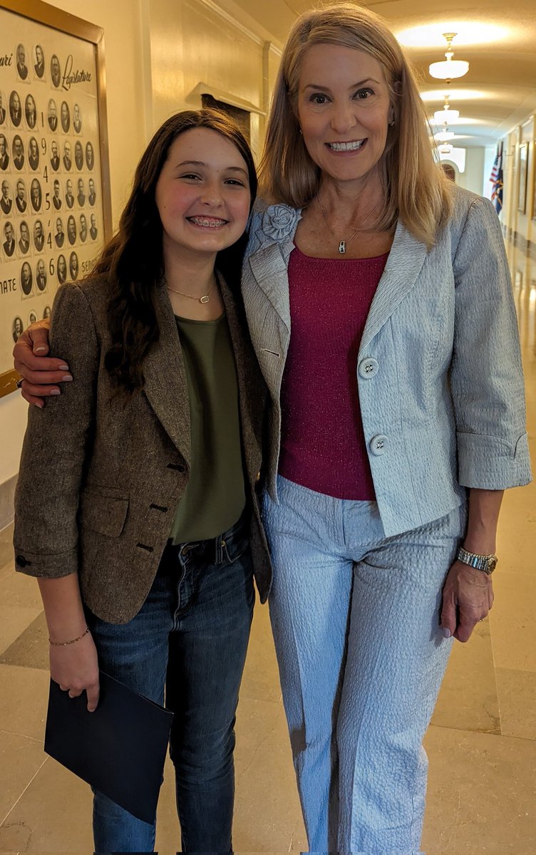 Countless Missourians visiting #moleg for Humane Day to voice their opposition to puppy mills and cat declawing. I had a meaningful conversation with Margaret, a 7th grader at Rockwood South Middle School. I'm so inspired by this eloquent student!