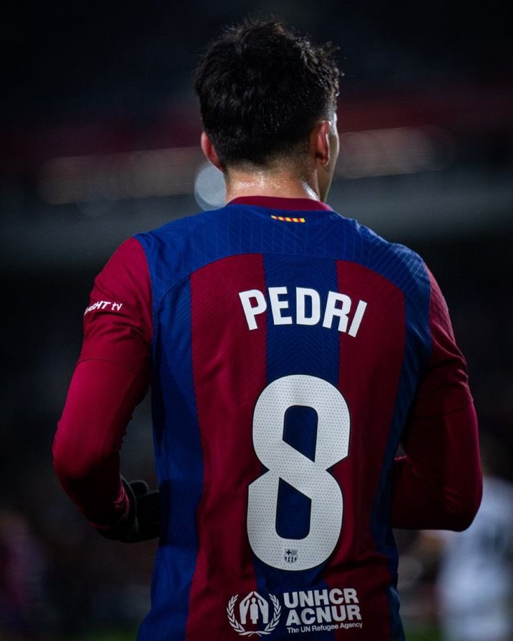 • PSG 2-1 Barcelona 
• Pedri comes on 
• PSG 2-3 Barcelona 

Magnifico 🪄