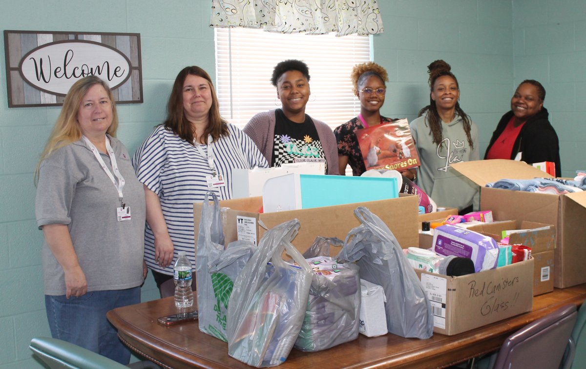 Thanks to Jamie Reynolds and staff from Help at Home, who collected toiletries, diapers, towels, and linens for the Shelter, seen here with staff!  We are so grateful for these items which are shared with those staying in the Shelter.
