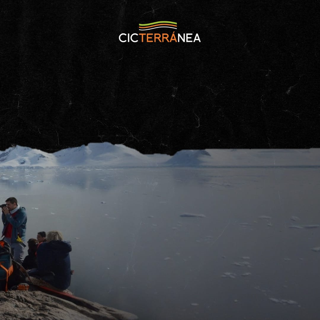 En este volumen podrás descubrir artículos principales escritos por cientític@s del @CICTERRA y de otros institutos científicos, fotos y relatos de nuestr@s Jóvenes en ciencia, artículos de conCiencia ambiental, humor y mucho más.

Accedé a nuestro link! revistas.unc.edu.ar/index.php/cict…