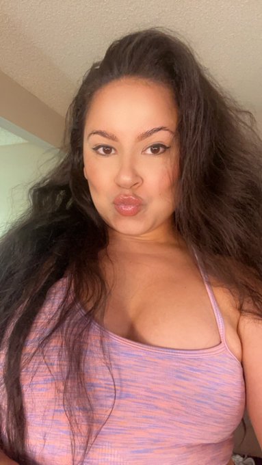 Join my live now on  @onlyfans   FREE! Daily post ,comedy &amp; content ,dance &amp; live streams 🤩🤣👇🏽 https://t<a href="/tag/90dayfiance"class="tags"><span>#90dayfiance</span></a><a href="/tag/90dayfiancehappilyeverafter"class="tags"><span>#90dayfiancehappilyeverafter</span></a>