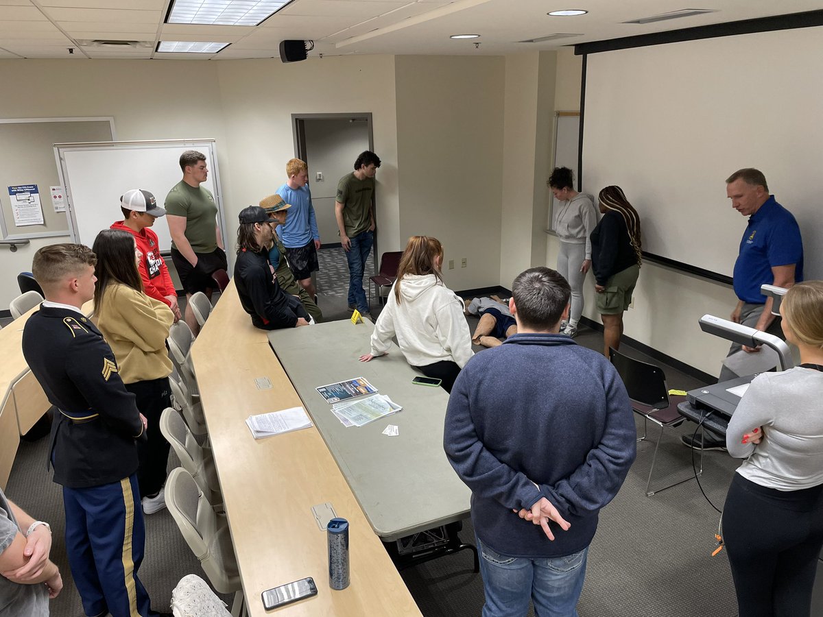 Week #5 for Patrol University @UCentralMO the students received some hands-on experience with crime scene investigations from @MSHPTrooperDDCC.