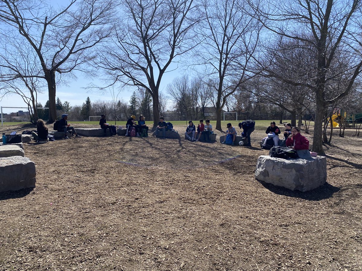 misslysack's tweet photo. We’ve been enjoying this beautiful weather by taking our learning outdoors! Yesterday, we finished our novel study so we did some journaling outside about our favourite scenes and acted them out with our classmates @StGemmaOCSB https://t.co/nA6kzHMbYW