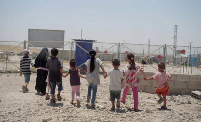 11 avril 2024 +100 ENFANTS français sont TOUJOURS détenus dans le camp de prisonniers #Roj Nord-Est de la #Syrie en violation absolue du droit international et de la Convention des droits de l'enfant #RapatriezLes @EmmanuelMacron @GabrielAttal @steph_sejourne @sarahelhairy