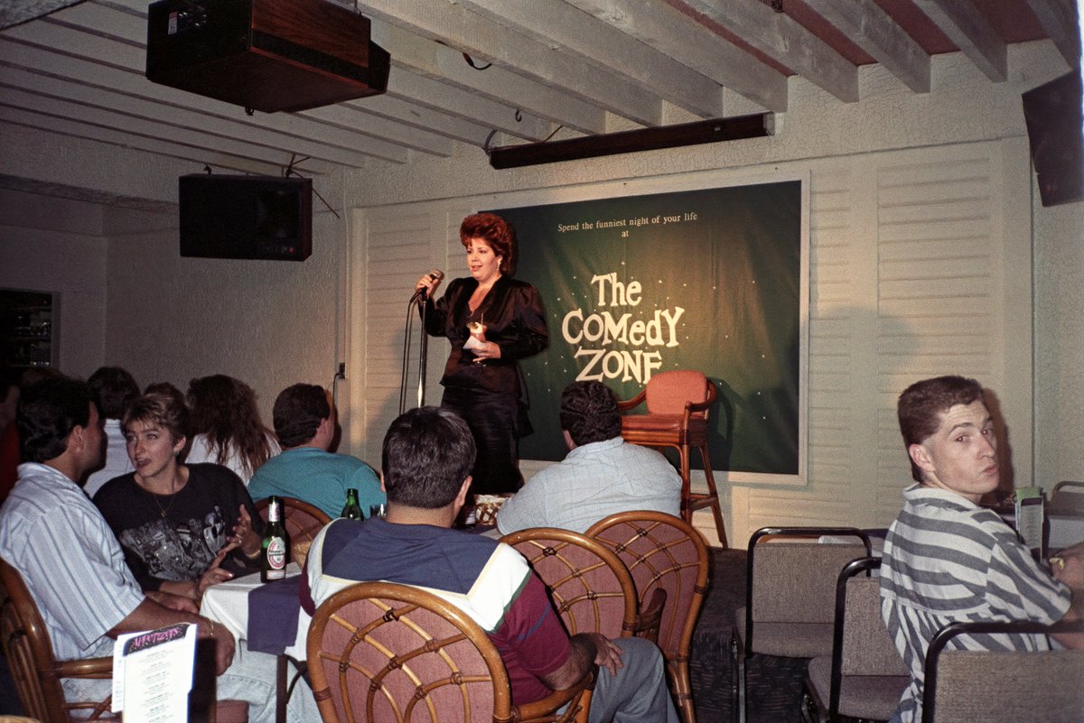 ChipChinery's tweet photo. March 27-31, 1990 – Comedy Zone – Orlando, FL
Chip Chinery (1stFeature), Bernadette Carter (Opener/Emcee), Ken Evans (Headliner), Sara Helms (2ndFeature) https://t.co/jH0kfyILvd