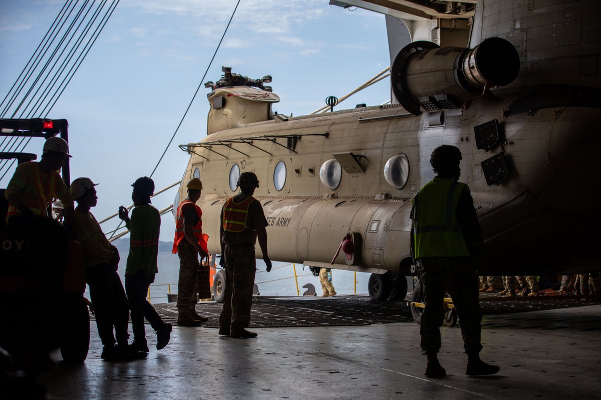 Check out the @USArmy Soldiers and @USMC in action, preparing for #Salaknib24 in Subic Bay, Philippines! Empowering a competitive & resilient warfighting team, this annual exercise strengthens bilateral interoperability with the Armed Forces of the Philippines. #TogetherWeDeliver