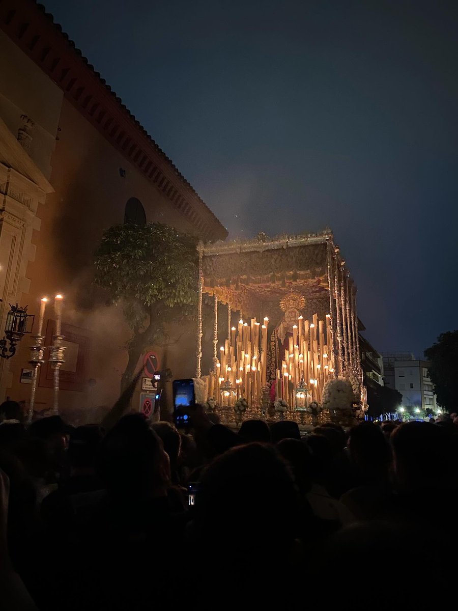 Me muero de ganas por vivir otra noche con un palio de vuelta… 📷Desconozco