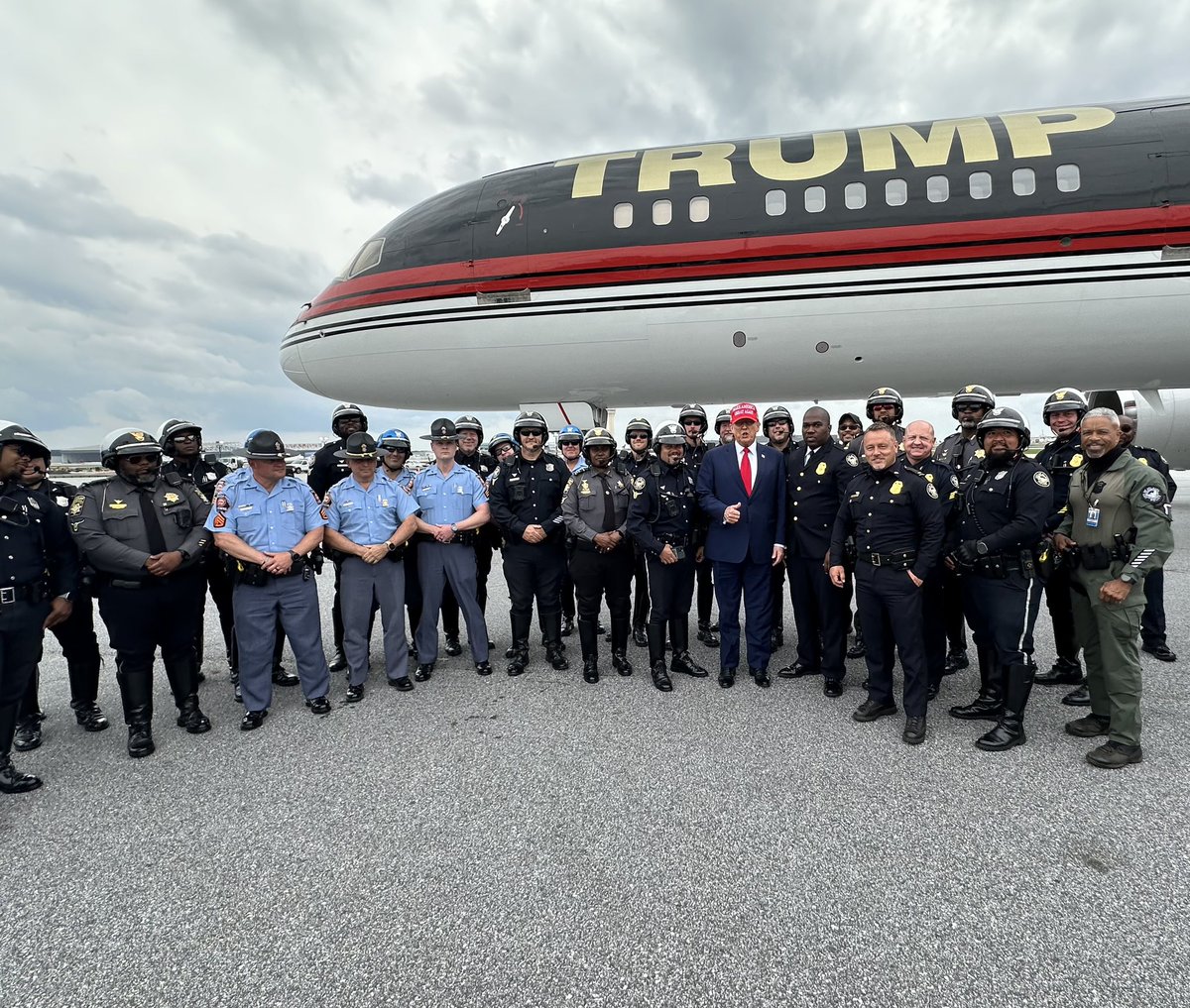 The road to taking back our country on Nov. 5 runs through Georgia. Trump 2024! 🇺🇸